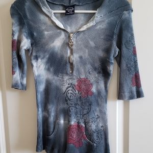 Womens sledge tee